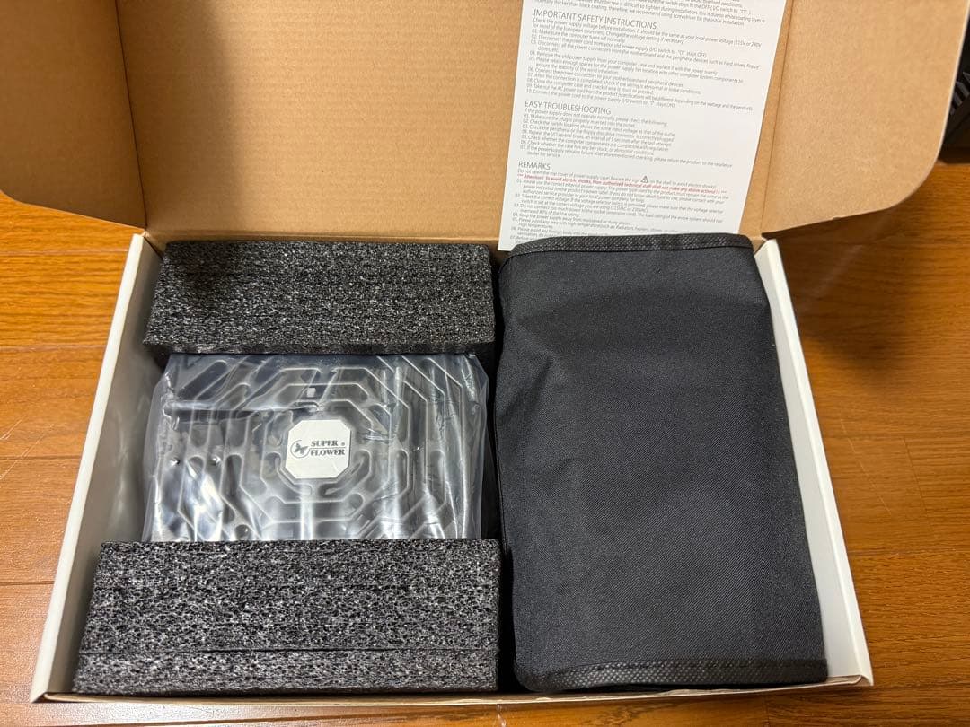 電源ユニット SUPER FLOWER LEADEX SE PLATINUM 1000w