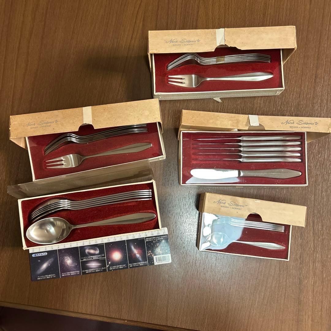 Norsk Stålpress ステンレスカトラリーセット