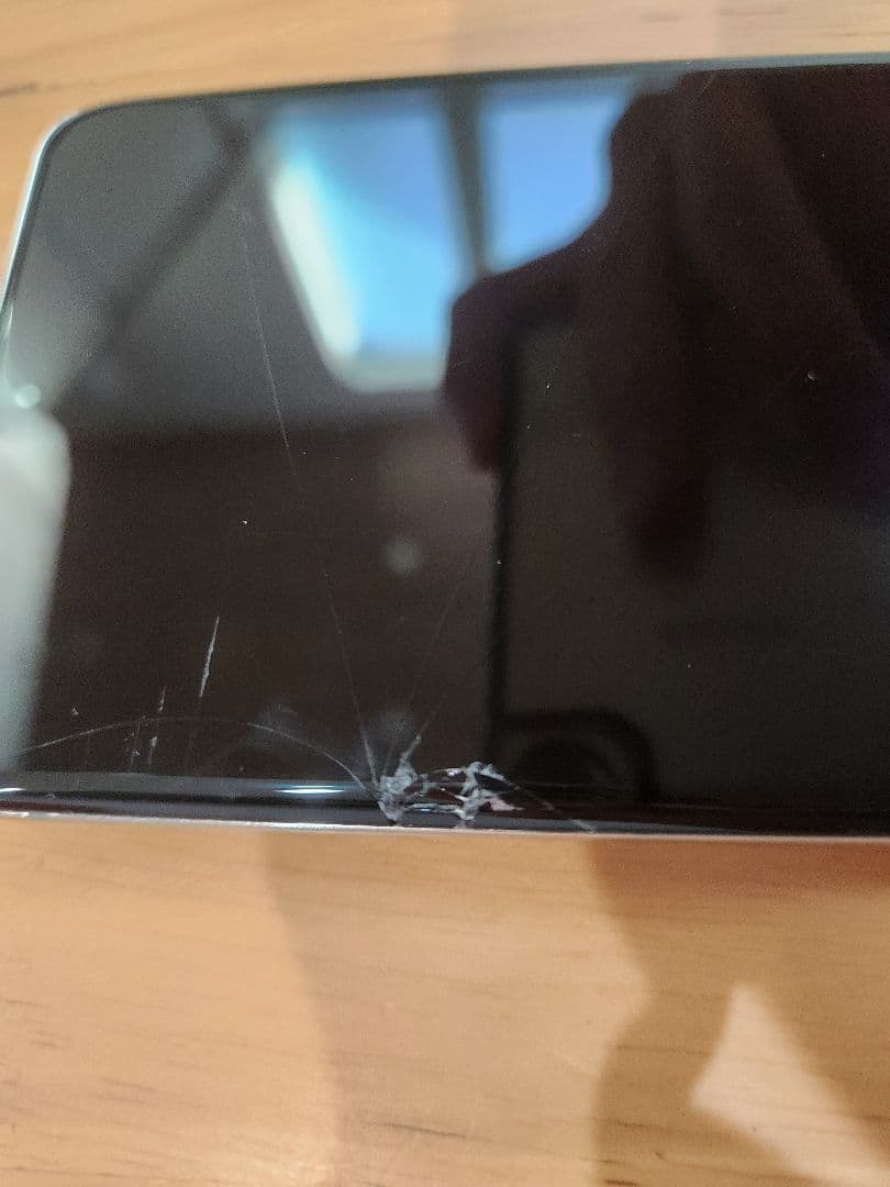 SAMSUNG Galaxy S20　画面割れ