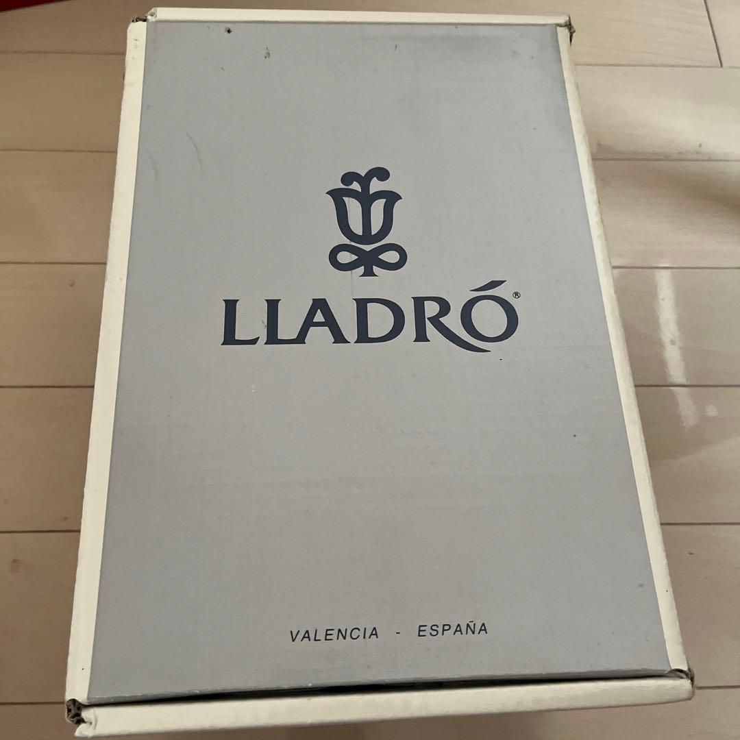 リヤドロ　おやすみ前のご本