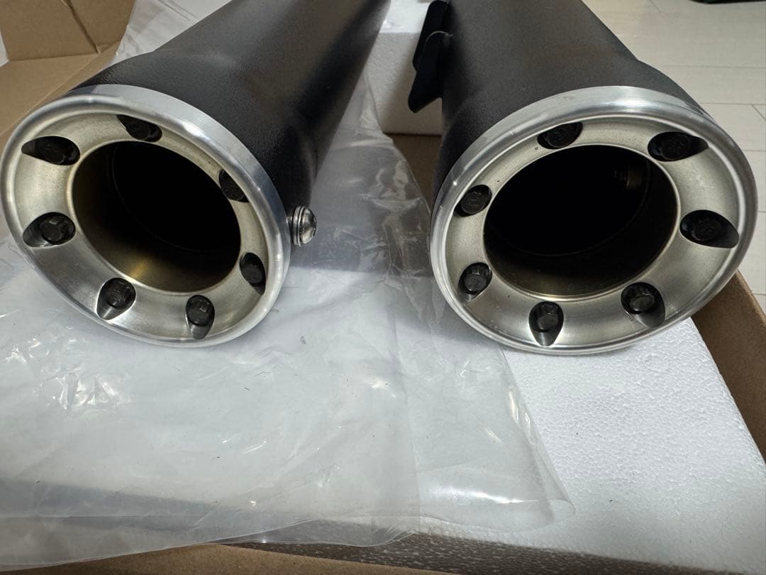 COBRA スリップオンマフラーM8ソフテイル