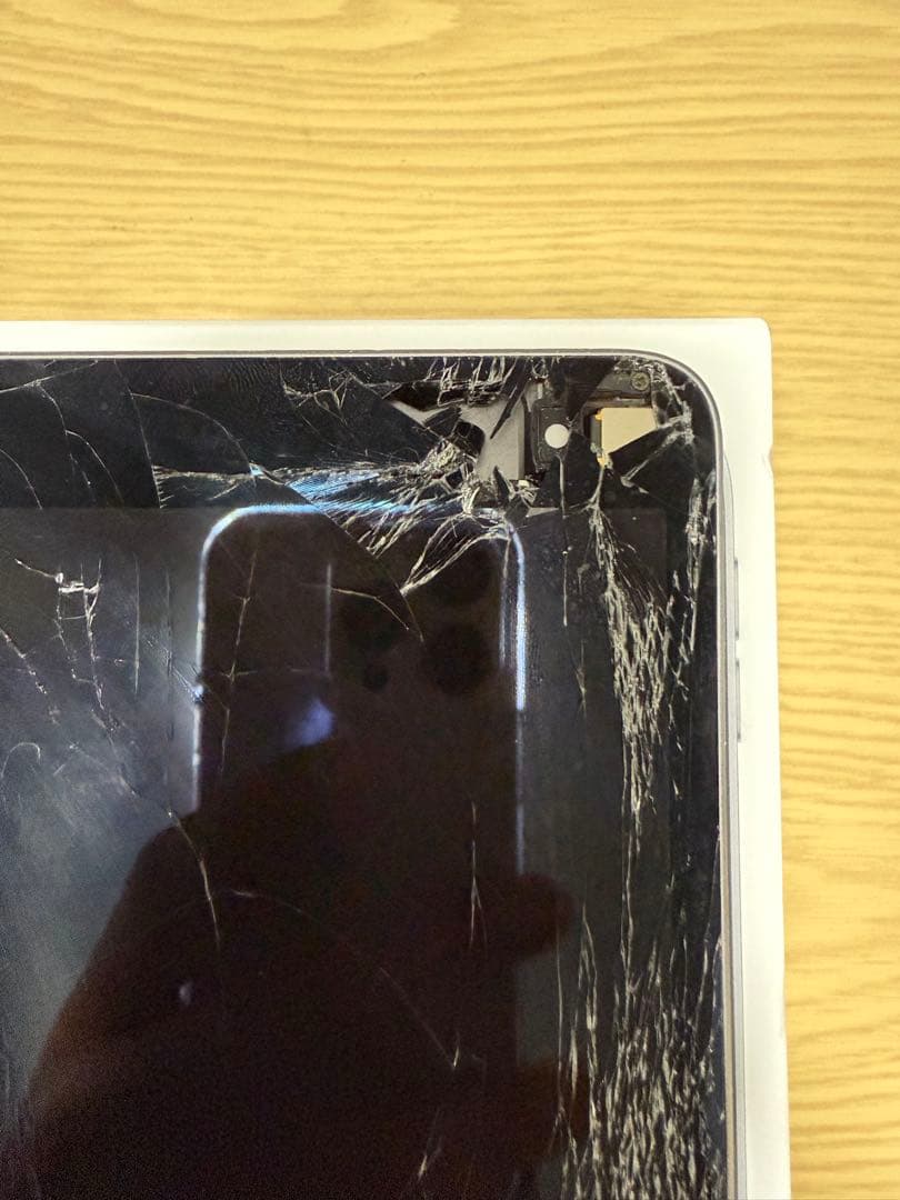 iPad Air3 Wi-Fi 画面割れあり