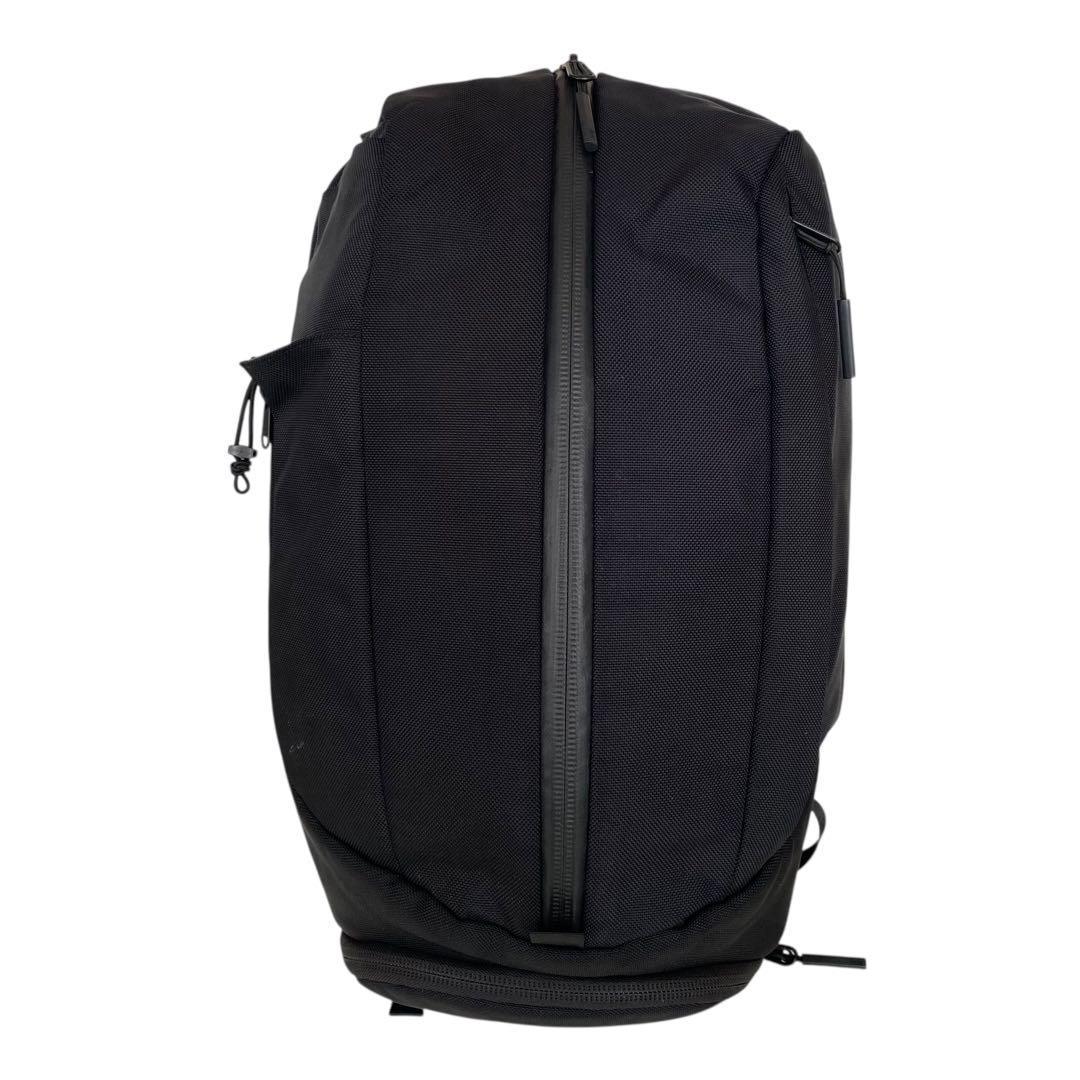美品　エアー Aer Duffel Pack 大容量 バックパック　PC入れ付き