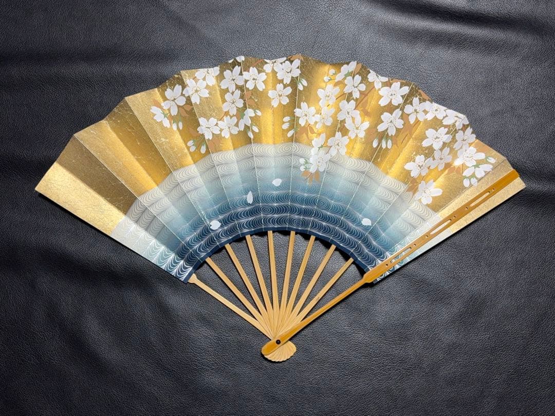 扇子　33.3cm 十松屋福井扇舗　金もみ　桜　観世水　仕舞扇　能楽　着物