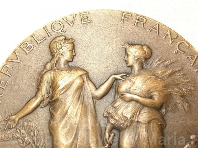 《m6466》農業労働者を知識へ導くマリアンヌ フランス アンティーク メダル