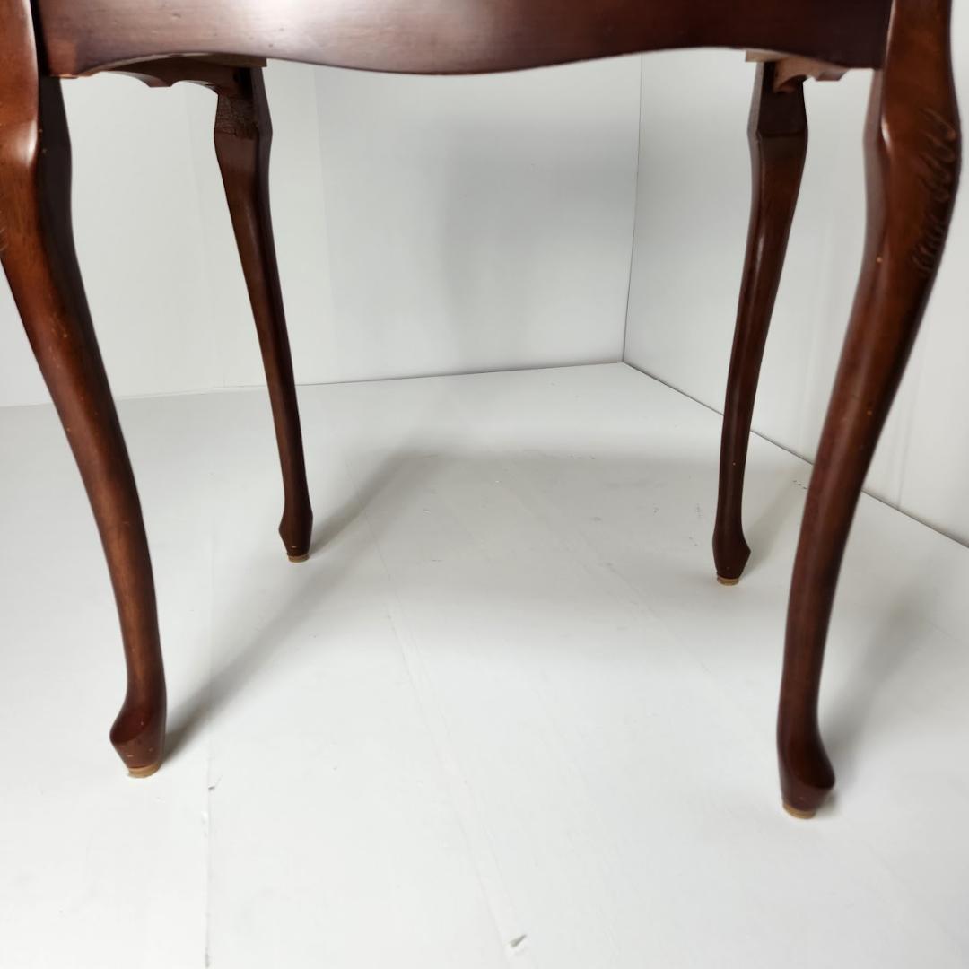 アンティーク調　サイドテーブル 木製　猫脚　コーヒーテーブル 幅56cm