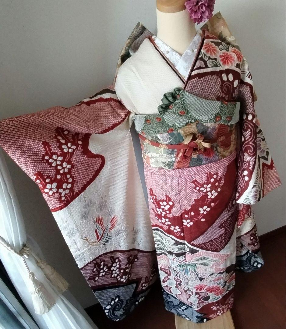 439.極上の総絞り　振袖7点セット 正絹　フルセット　成人式　ダークな苺