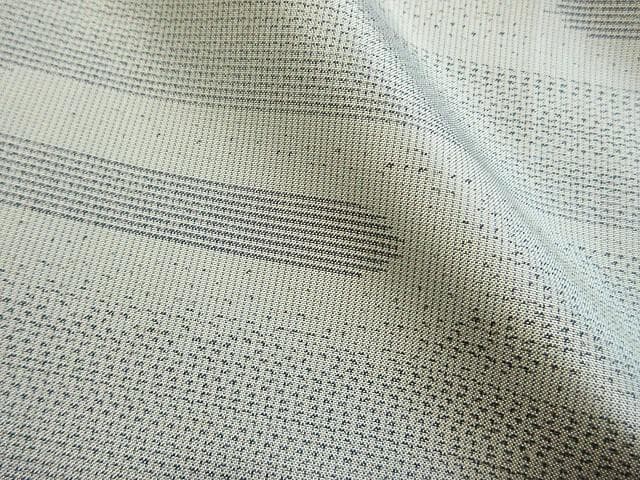 白大島紬：美品：横ランダムライン柄：淡いミントグリーン着物：袷正絹：P35