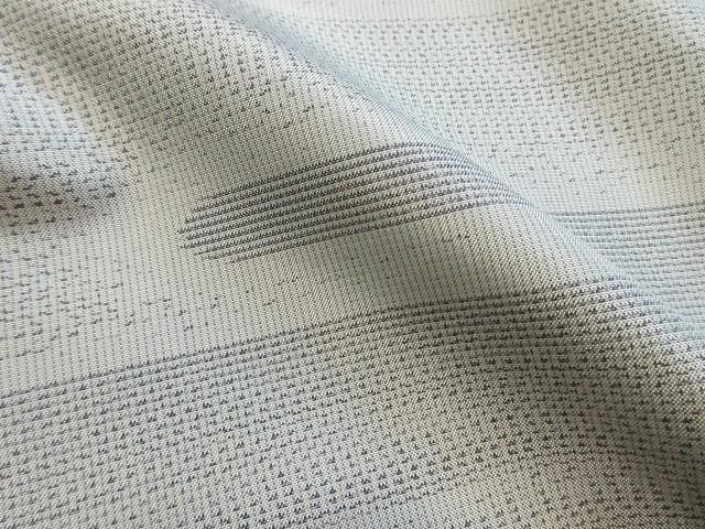 白大島紬：美品：横ランダムライン柄：淡いミントグリーン着物：袷正絹：P35