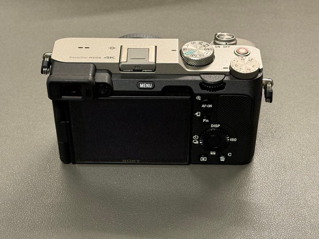 V*T様 SONY α7C ミラーレスカメラ 本体