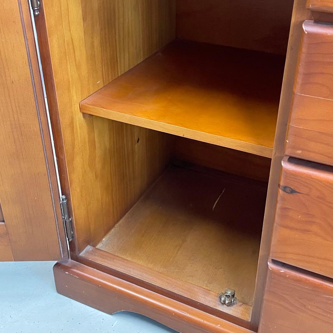 南欧風 タイルキャビネット 花柄 バレンシア調 サイドボード 収納家具