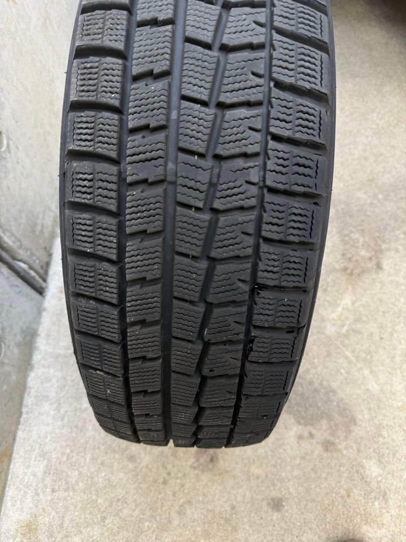 9*3様 エスクァイア 195/65R15 スタッドレスタイヤホイールセット
