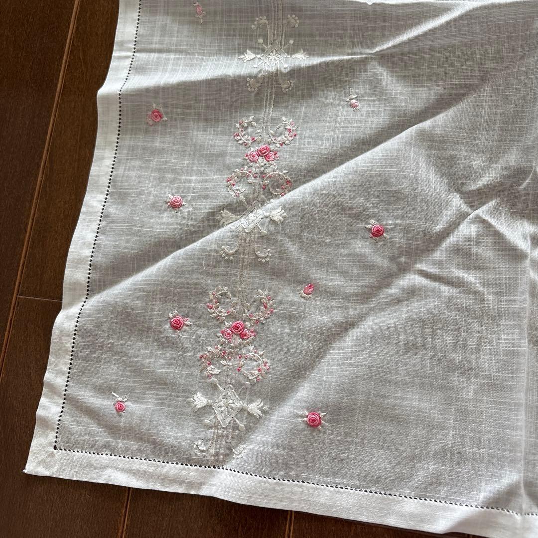 未使用　WAKO ベトナム製　手刺繍ハンカチ　タオルハンカチ　ワコウ　銀座和光