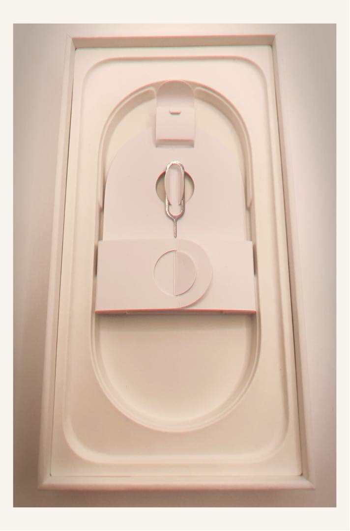 ゆ*様 ジャンク品 部品取りiPhone 16 128GB ブラック