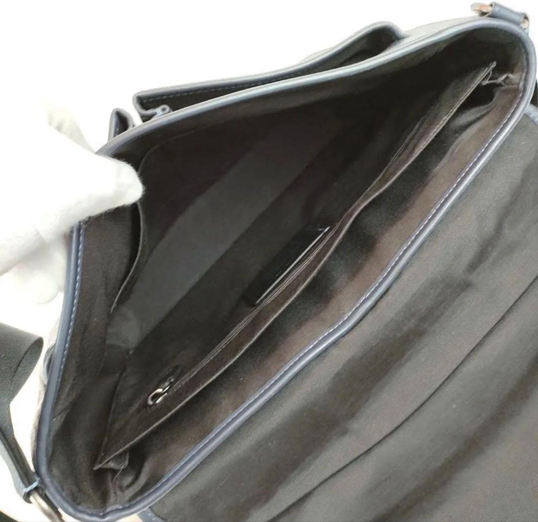 極美品 COACH コーチ ショルダー メッセンジャー バッグ レザー ネイビー