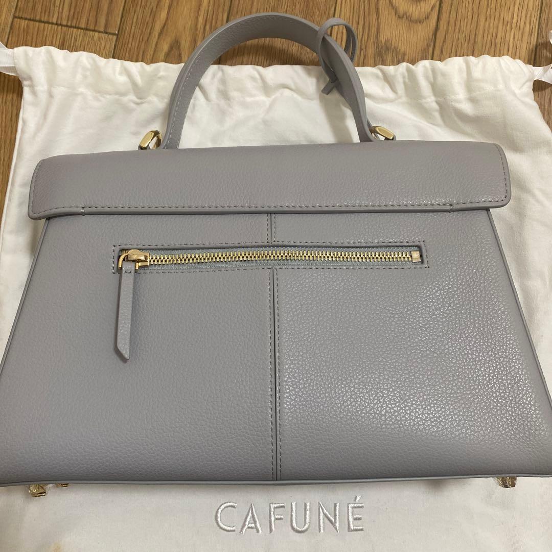 CAFUNÉ スチールレザーハンドバッグ
