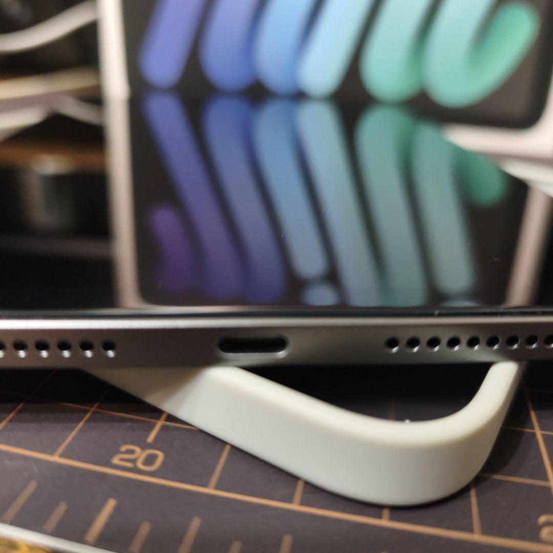 【美品バッテリー100%】iPad mini 第7世代128GB　ケース付