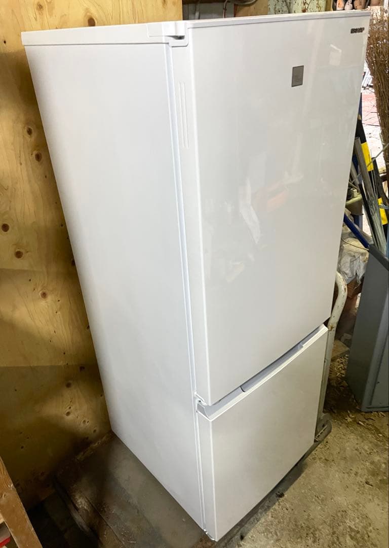 SHARP 冷蔵庫　SJ-18E8-KW 179L 2021年　keyword