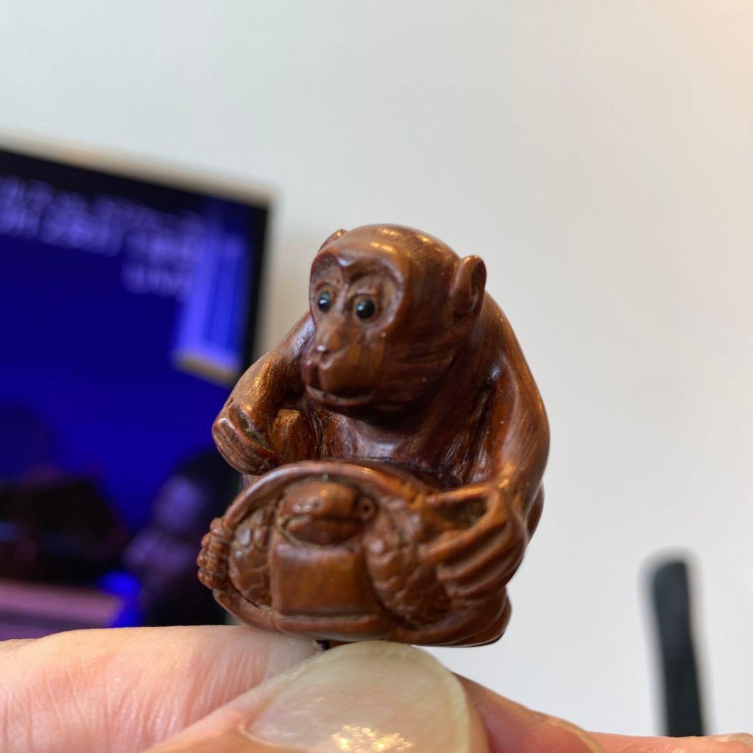 【「亀乗り猿」の根付】木彫 木彫り 置物 古玩 工芸品 骨董品