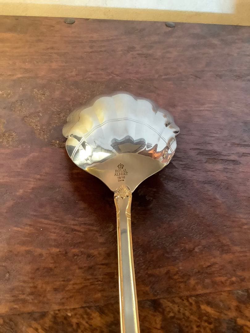   Old Country Roseサービングカトラリー