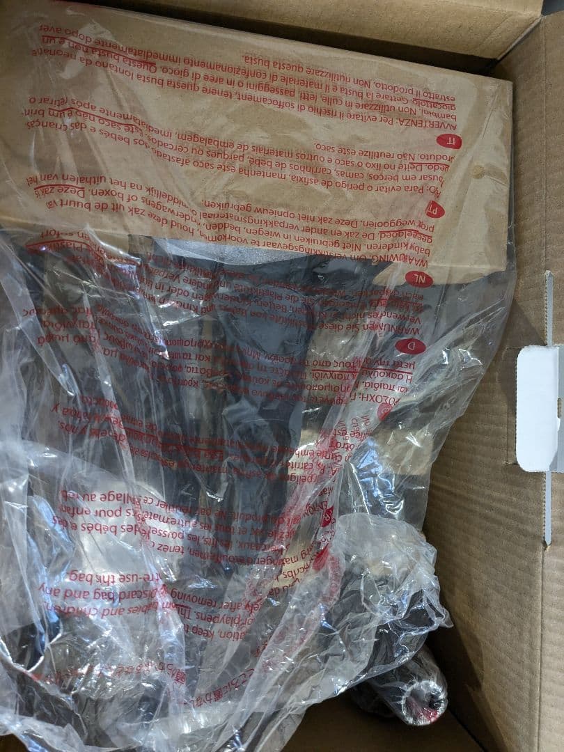 【未使用】Shark シャーク 掃除機 スティック コードレス　LC551JBK