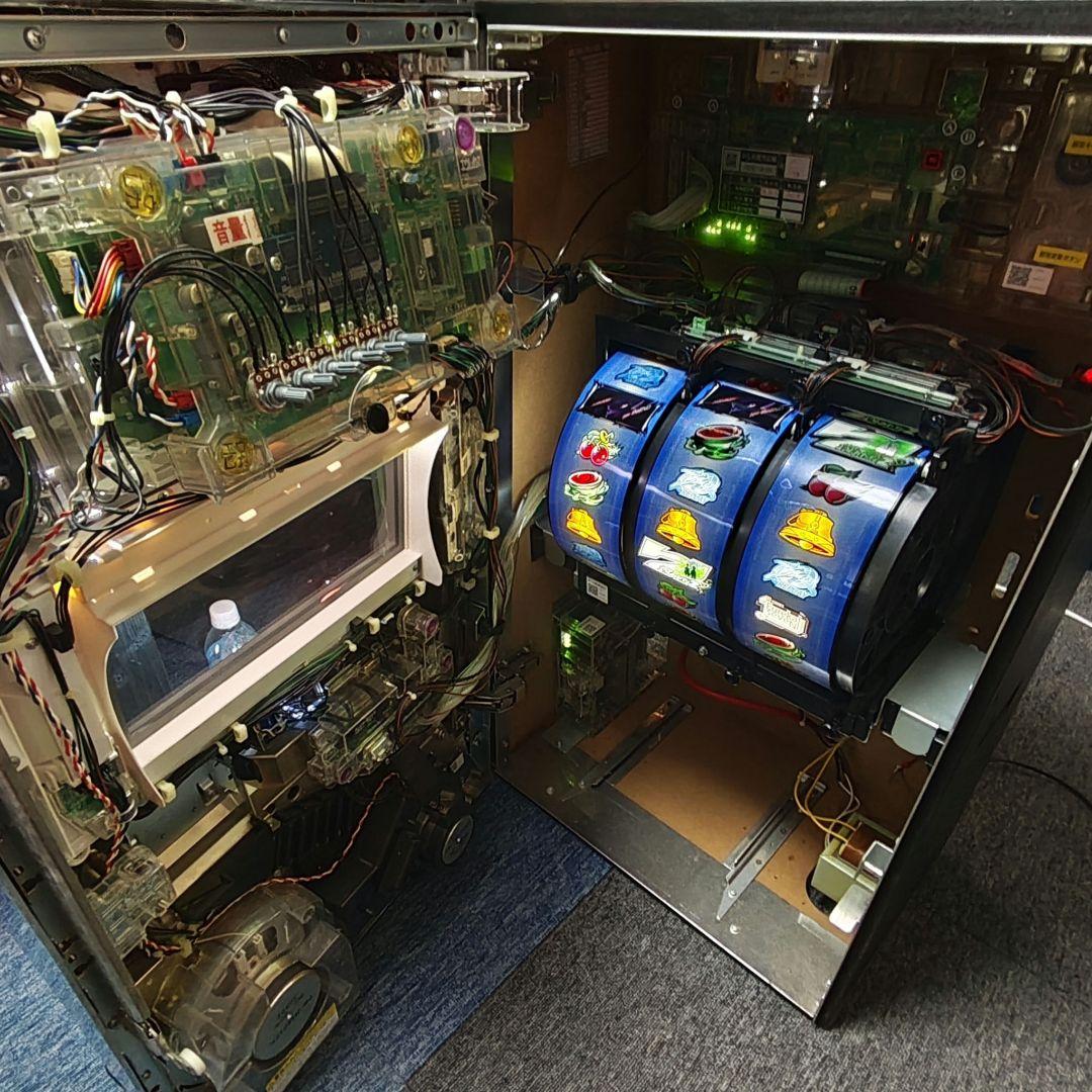 サミー　エウレカセブン2　5号機　完動品