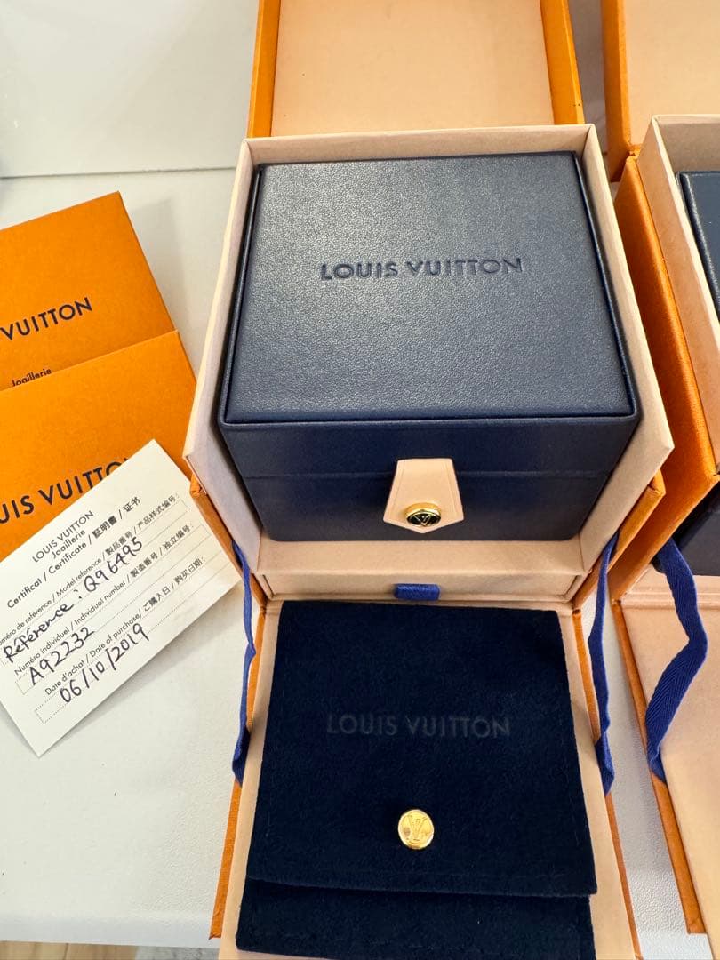 両耳セットLouis VuittonイディールブロッサムLV YG×ダイヤモンド
