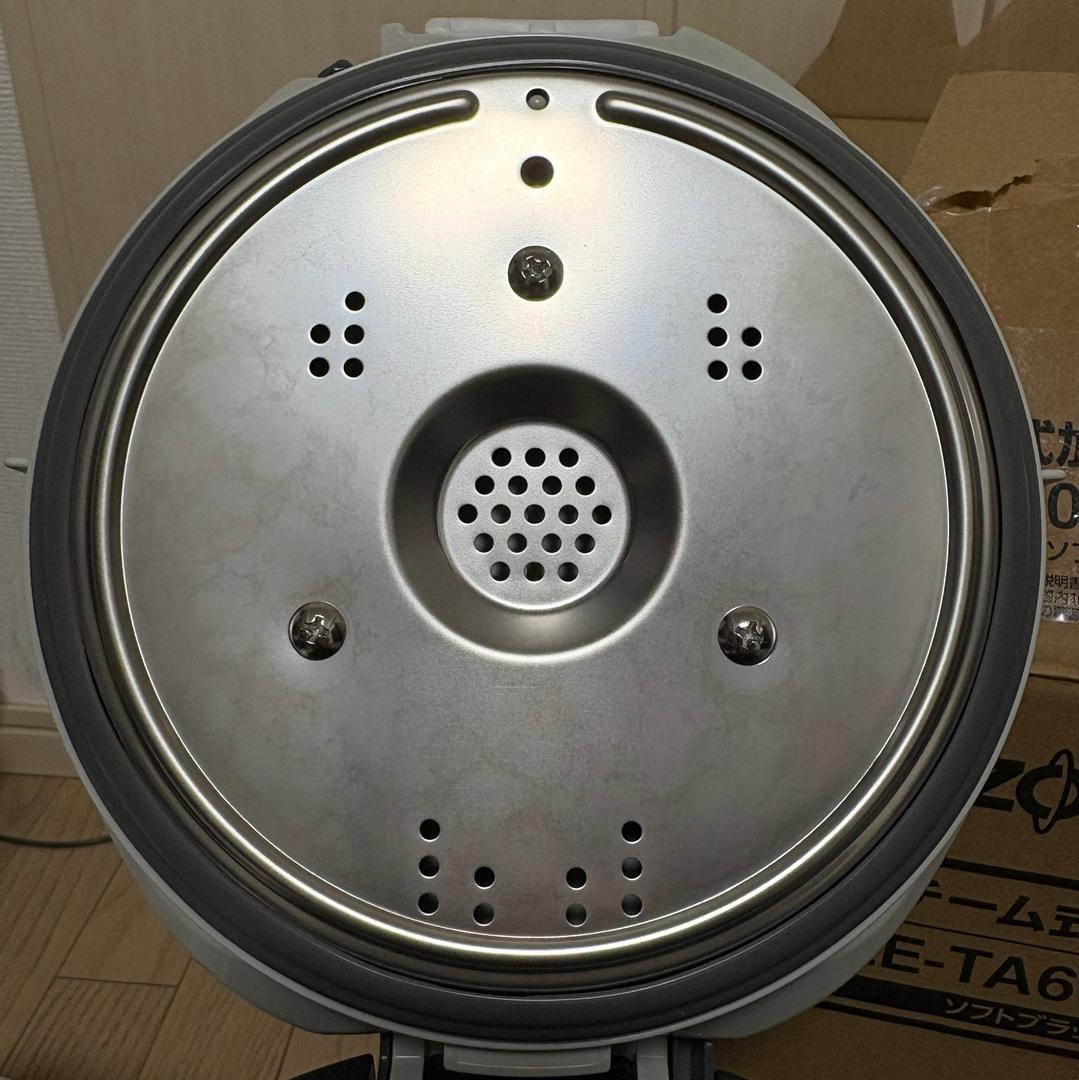 【ほぼ新品】象印 スチーム式加湿器 EE-TA60-BM 2025年購入
