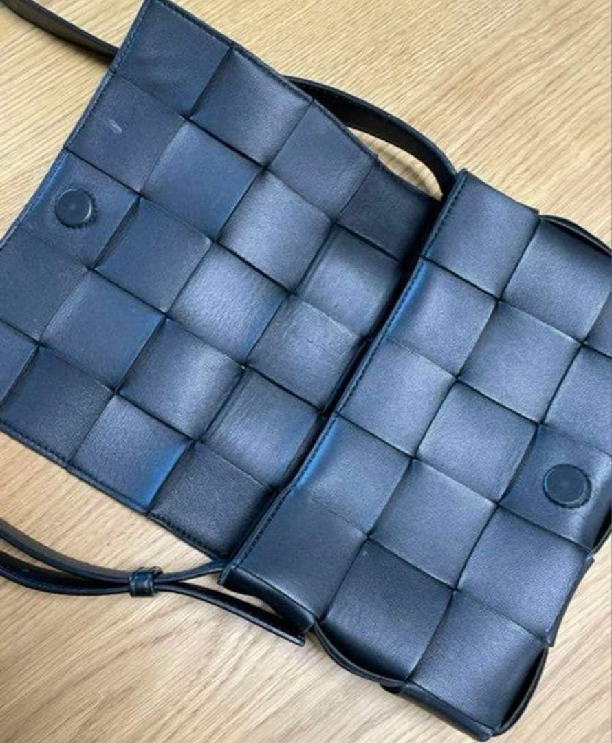 ボッテガ　カセットバッグ