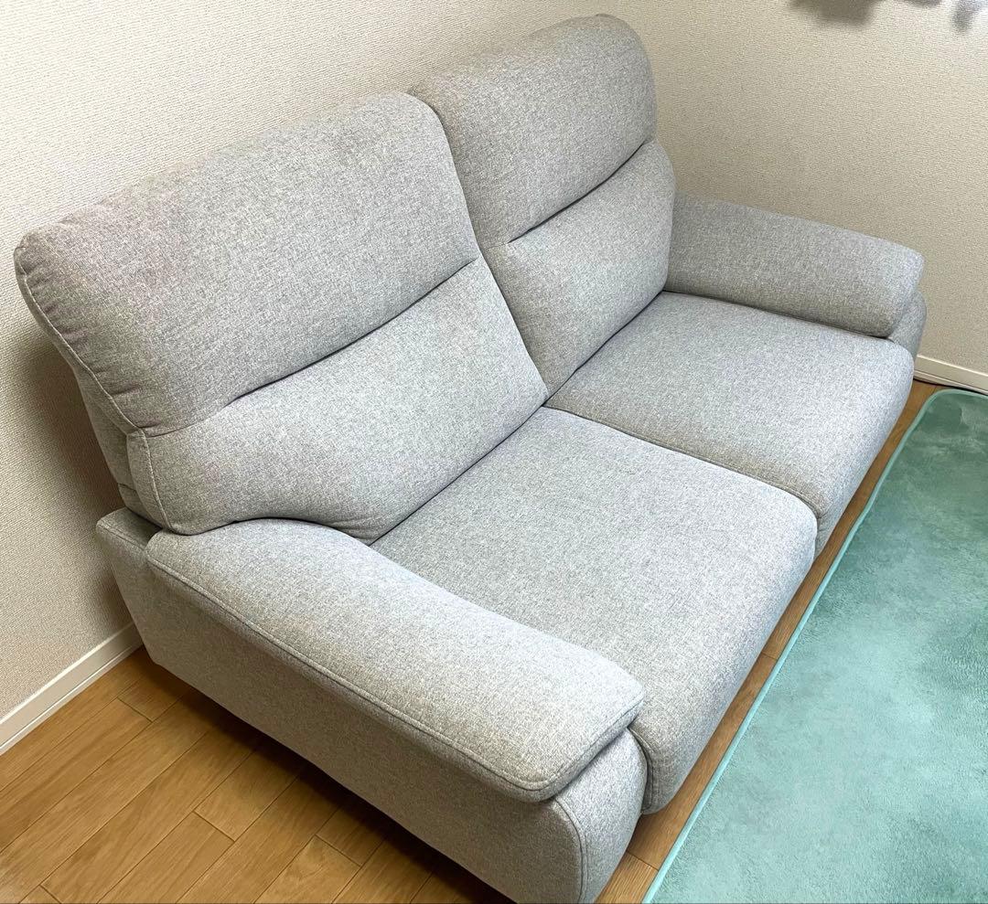 [1/29まで:美品]ニトリ2人掛けソファ (MK02 KD MO)