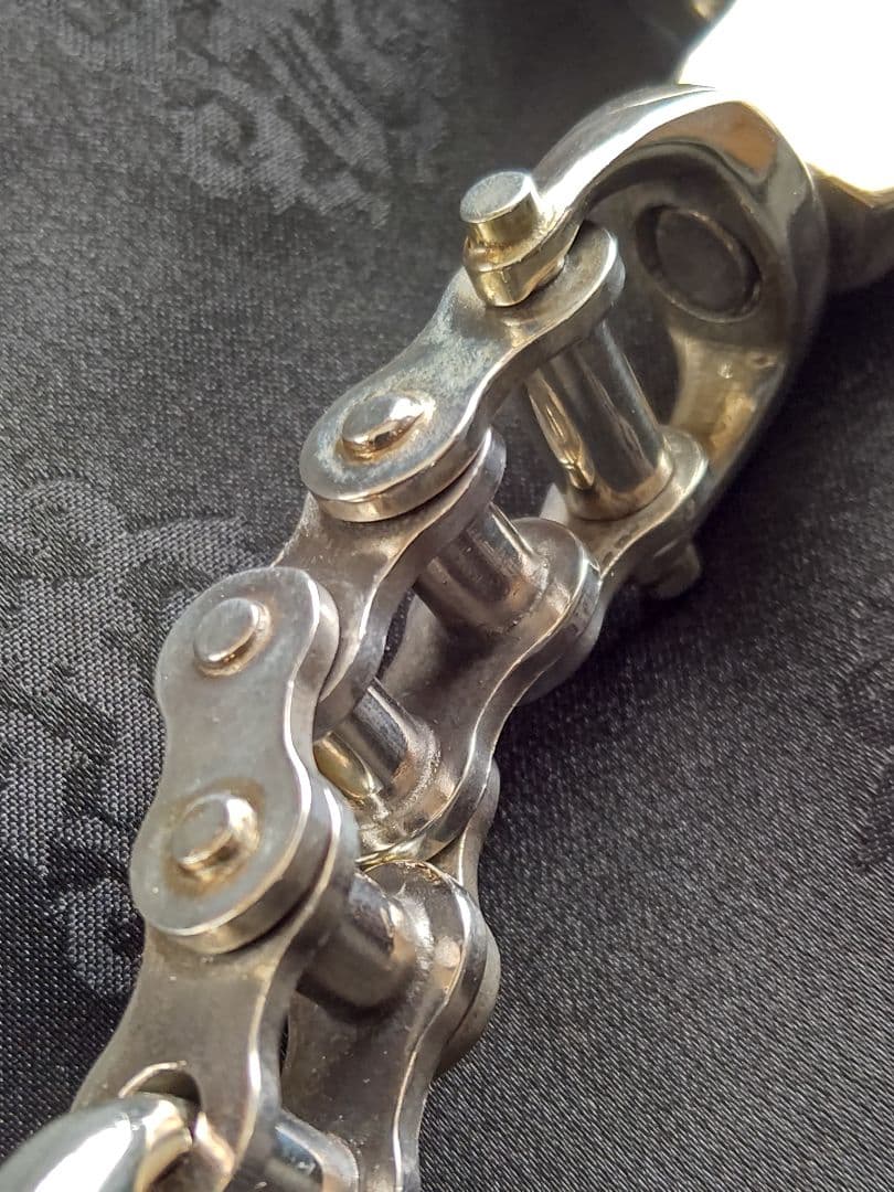 IRON HEART　アイアンハート　シルバーキーホルダー