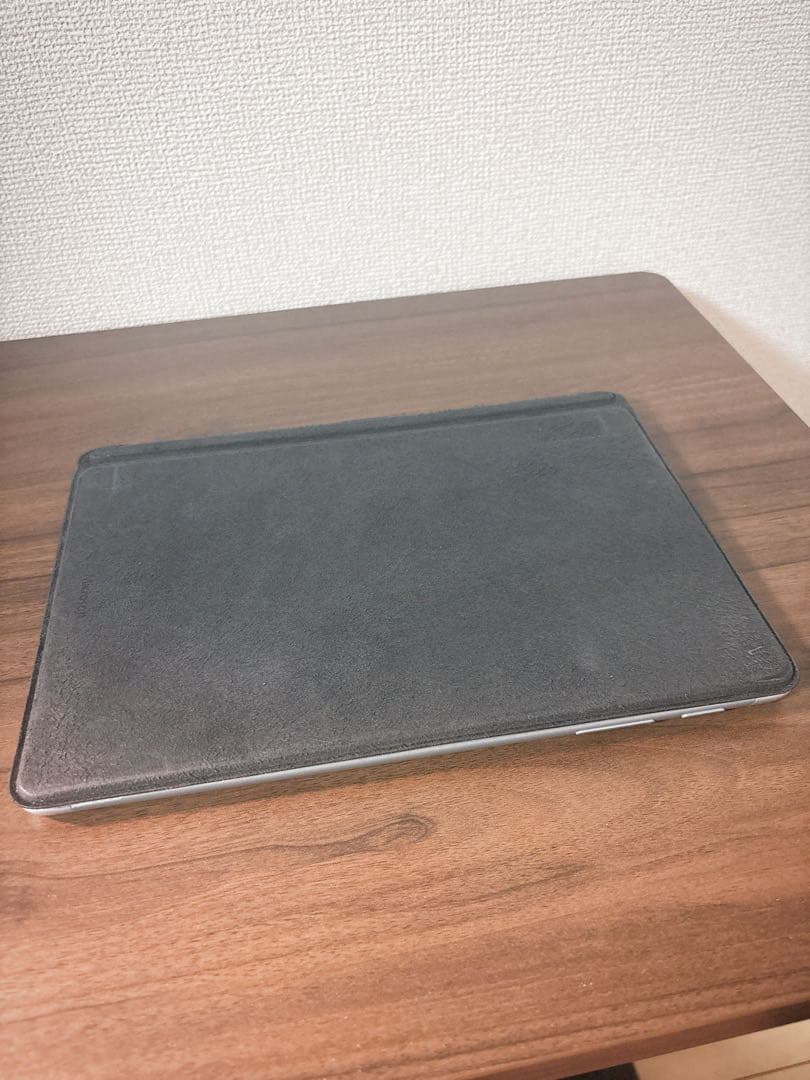 Surface GO2 キーボード付き（2in1 タブレットPC）