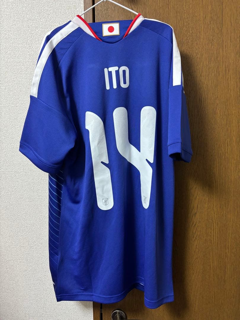 サッカー　日本代表　ユニフォーム　正規品