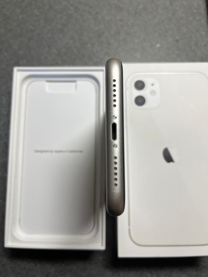 Apple iPhone11 ホワイト 64GB 本体