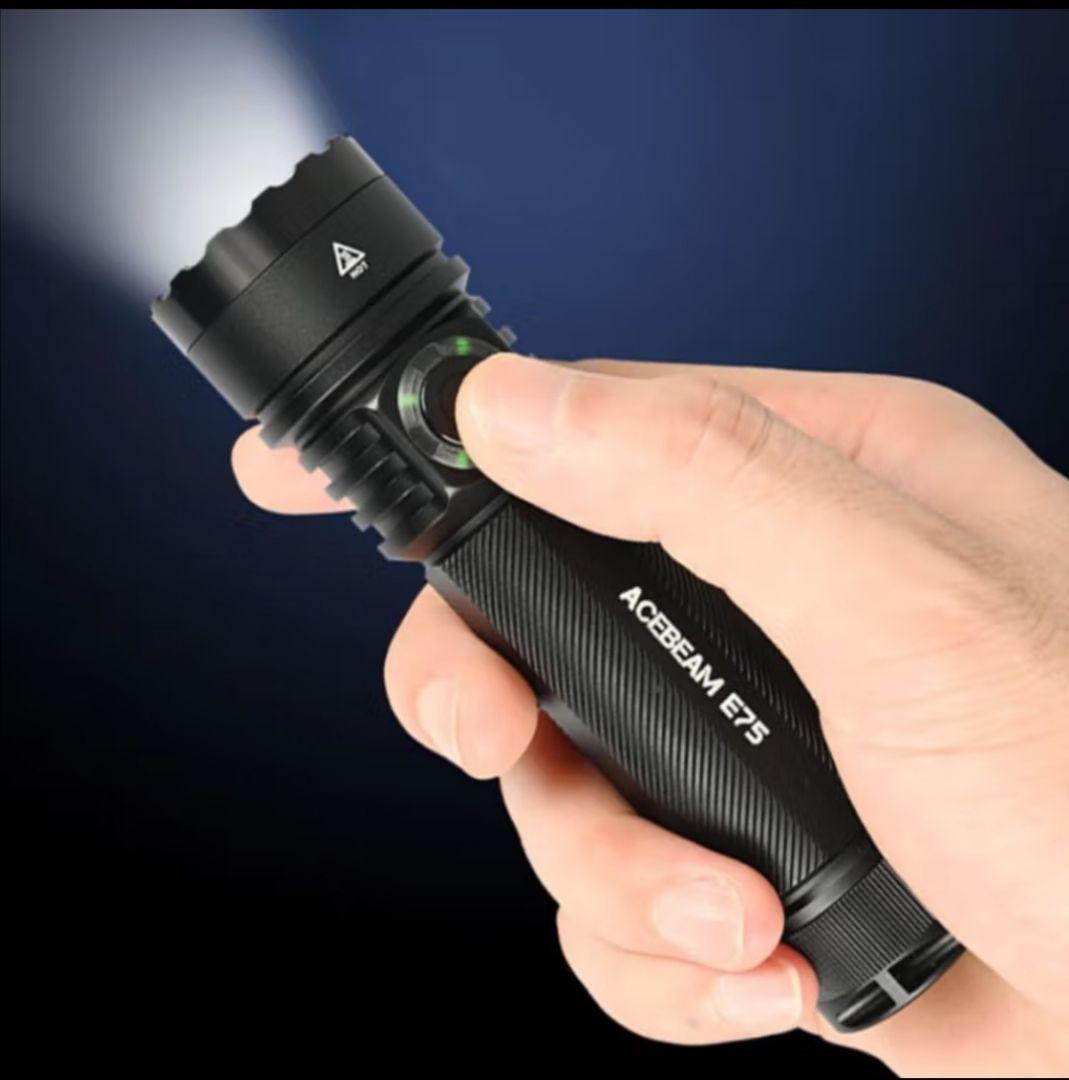 最終値下げAcebeam E75懐中電灯高CRI 5000K -3000ルーメン