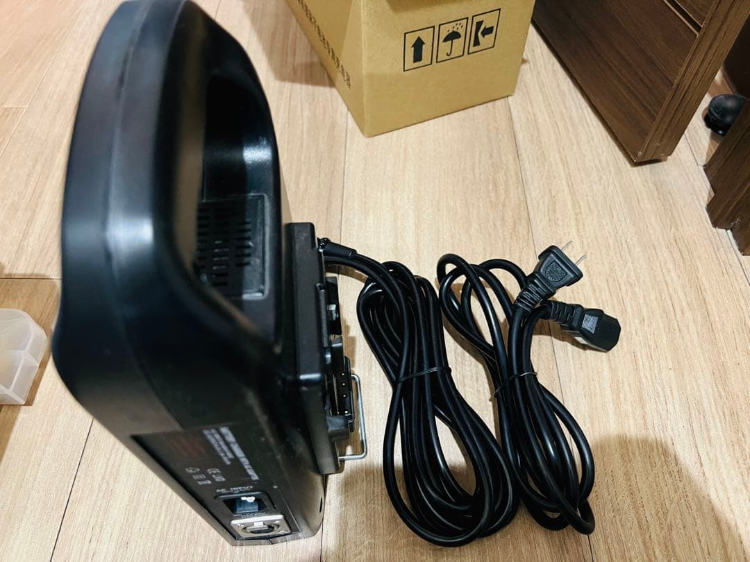 【〜2/5までセール】Vマウントバッテリー2台同時充電　CB-2V