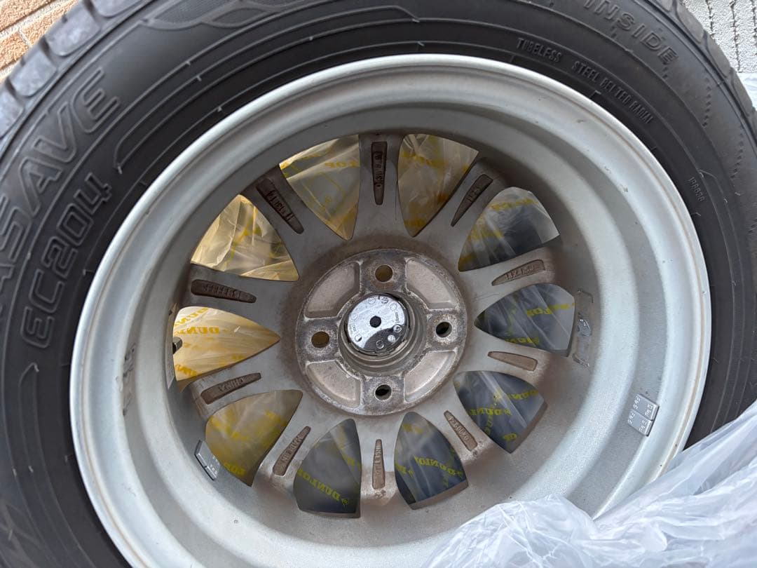 14インチのホイールセットダンロップ ダイハツ155/65/14ムーヴ