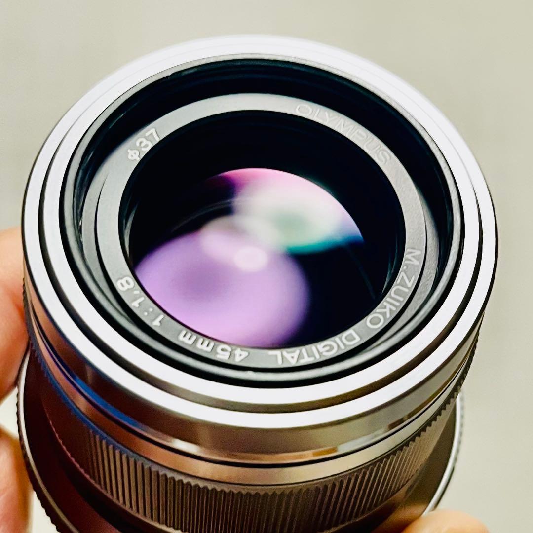 フィルター付　OLYMPUS M.ZUIKO DIGITAL 45mm F1.8