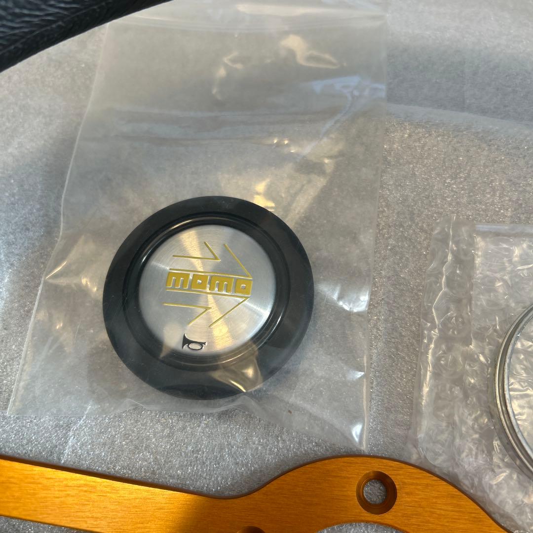 momo DRIFTING ステアリング 本体　超美品
