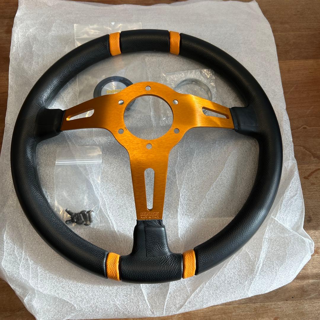 momo DRIFTING ステアリング 本体　超美品