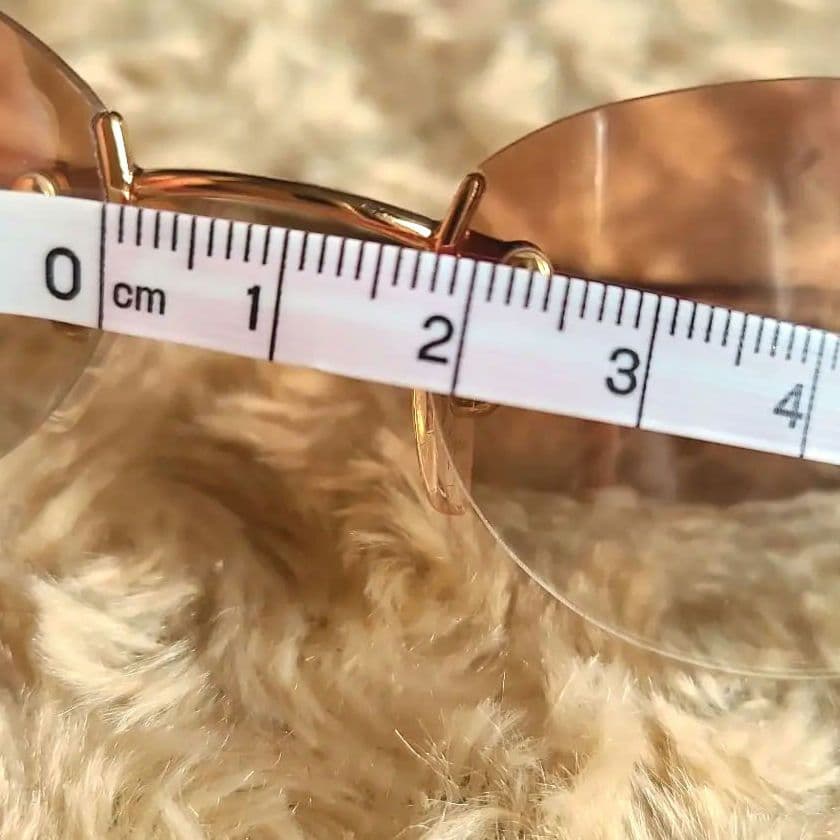 縁なし希少【FENDI】フェンディサングラス