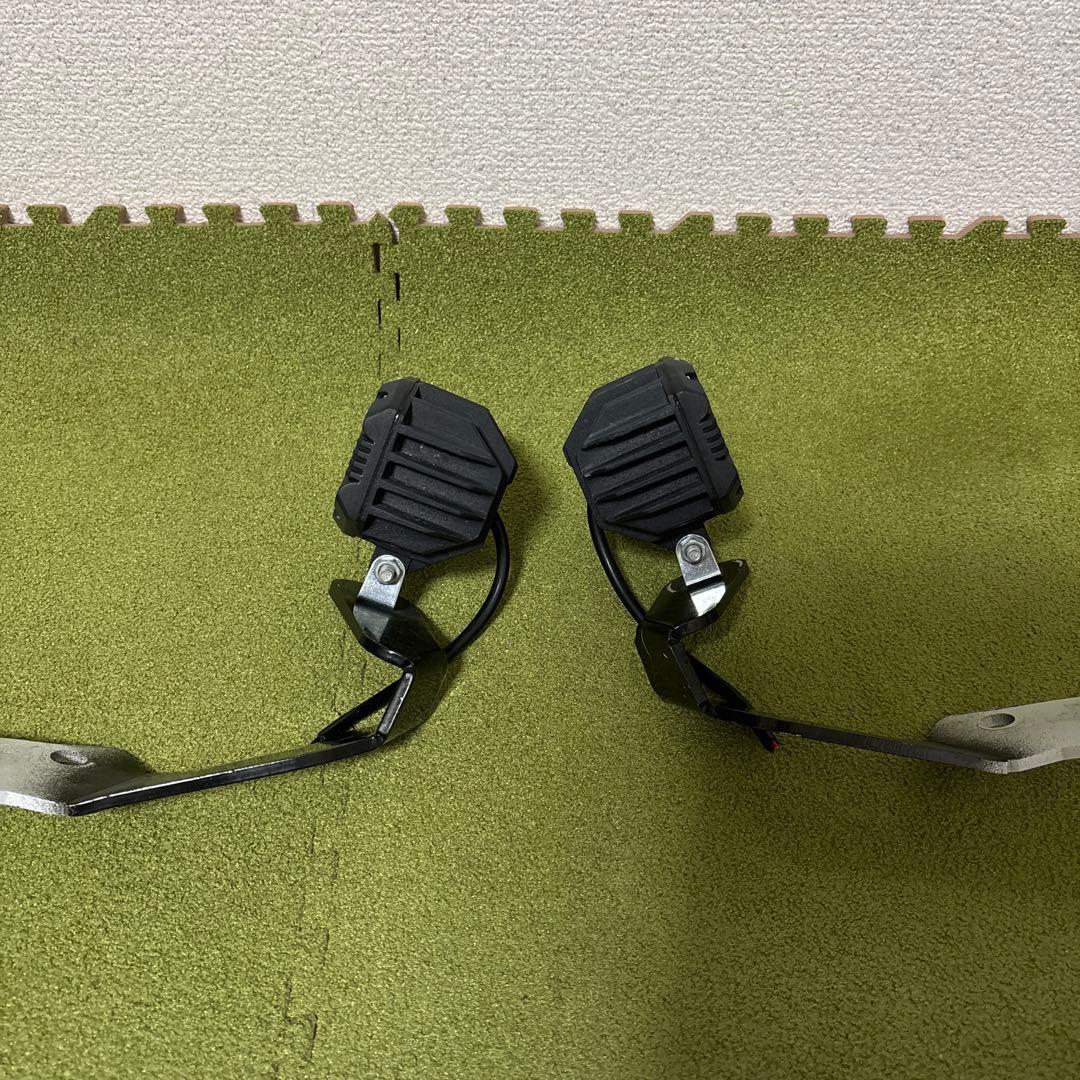 150プラド用ボンネットステーワークライトセット売り