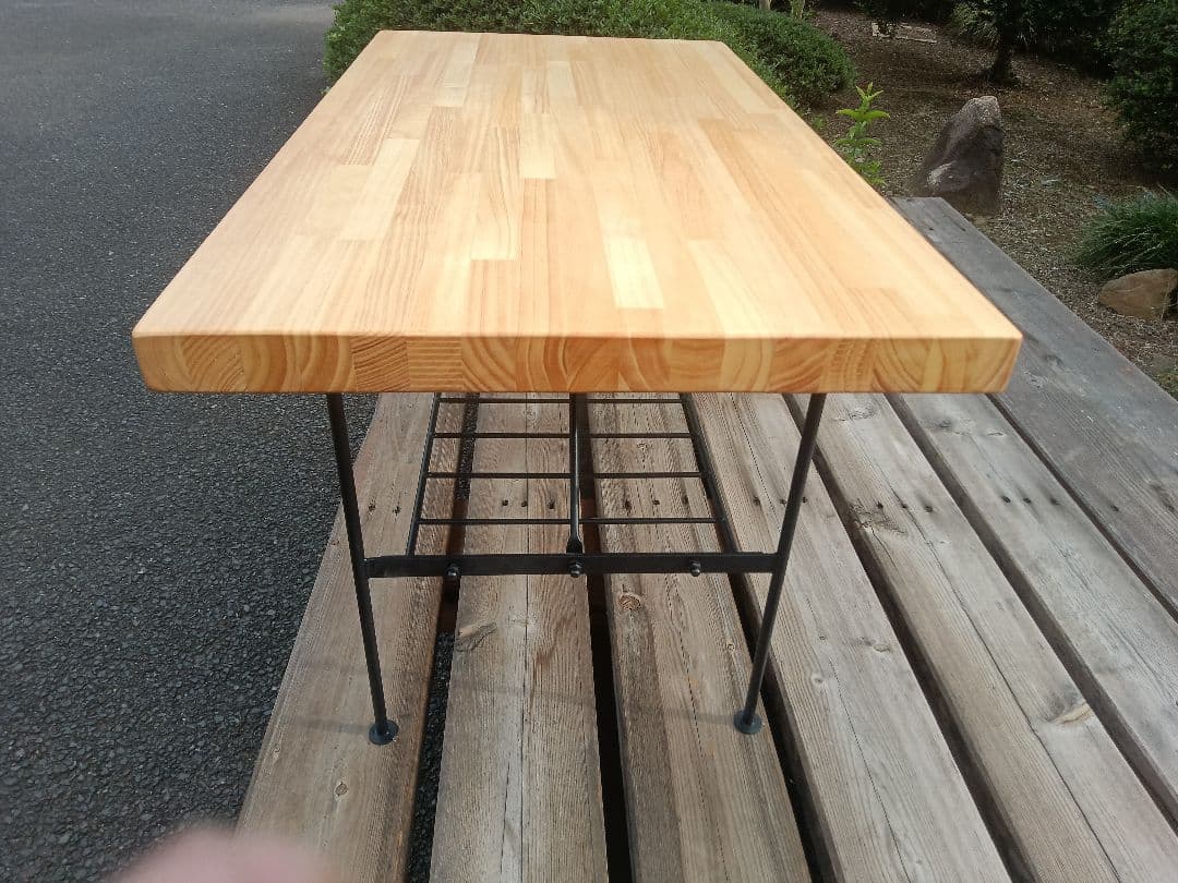 パイン集成材蜜蝋ワックス塗装木製アイアンテーブル