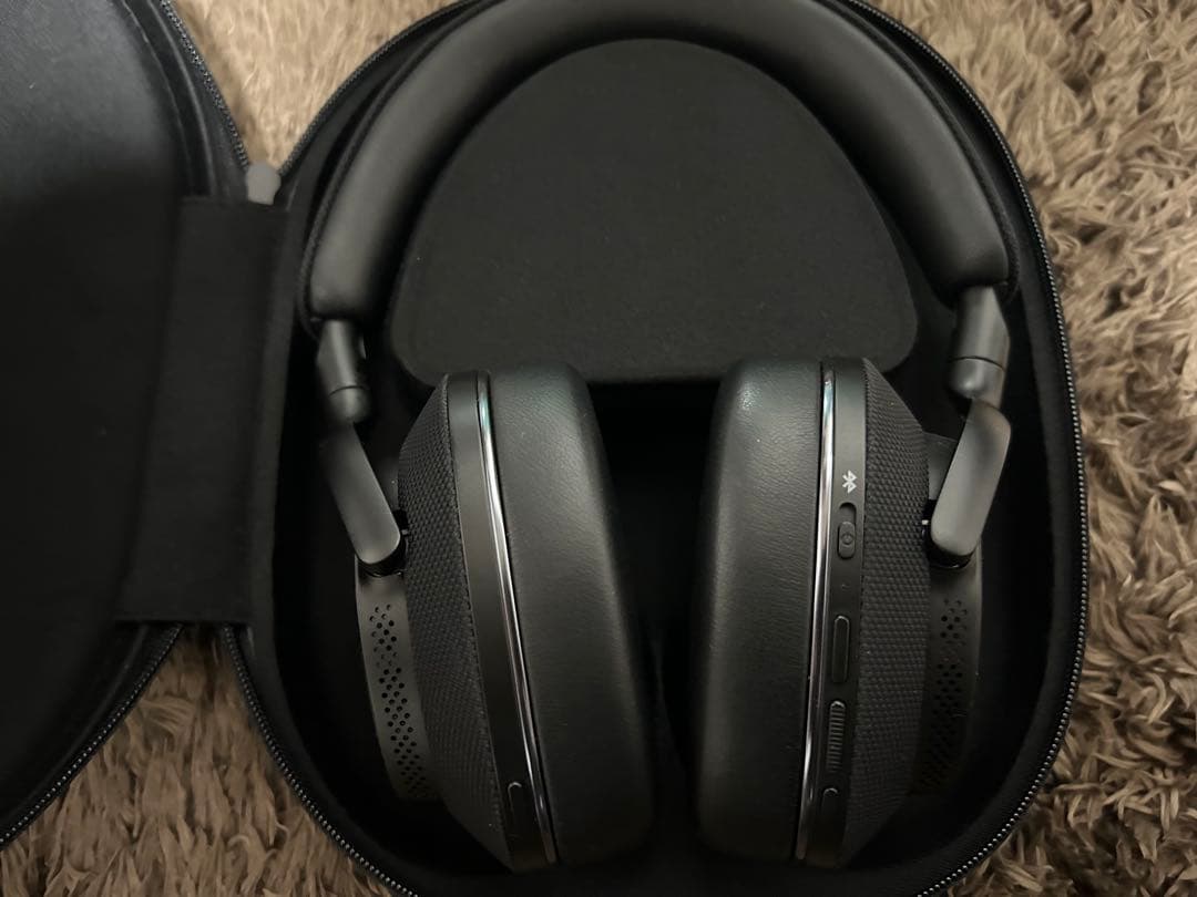 Bowers & Wilkins ワイヤレスヘッドホン Px7 S2e