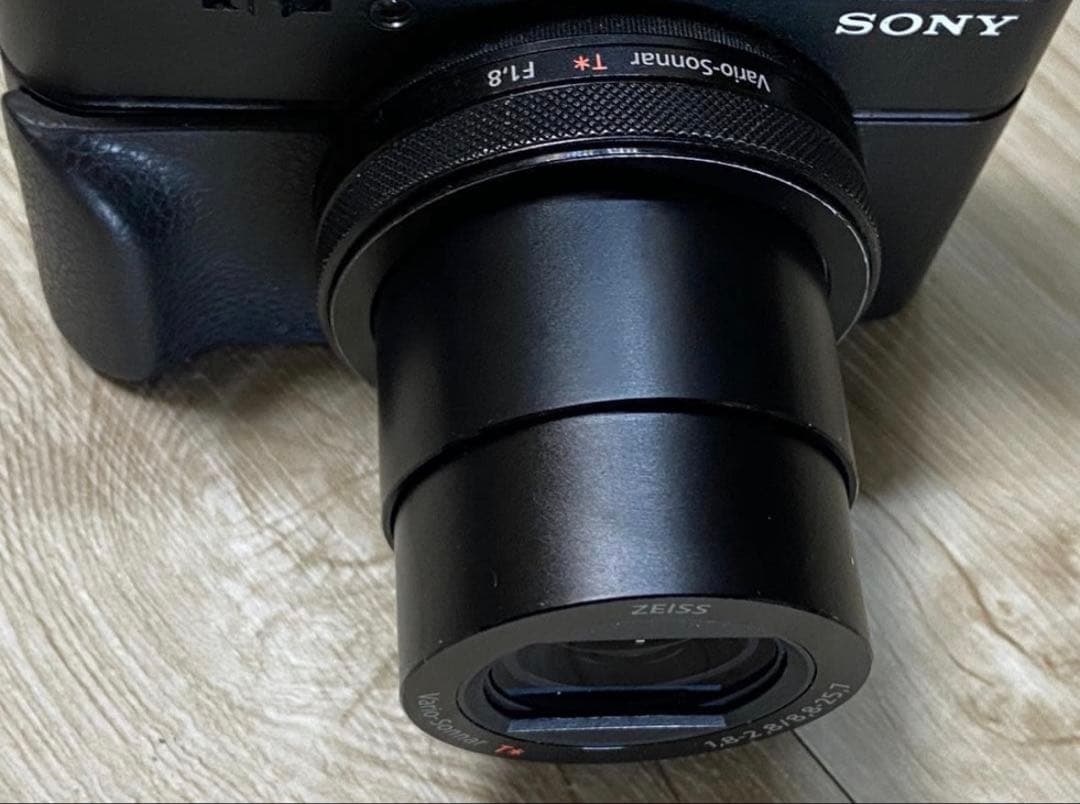 SONYサイバーショット DSC-RX100M4 RX100IV
