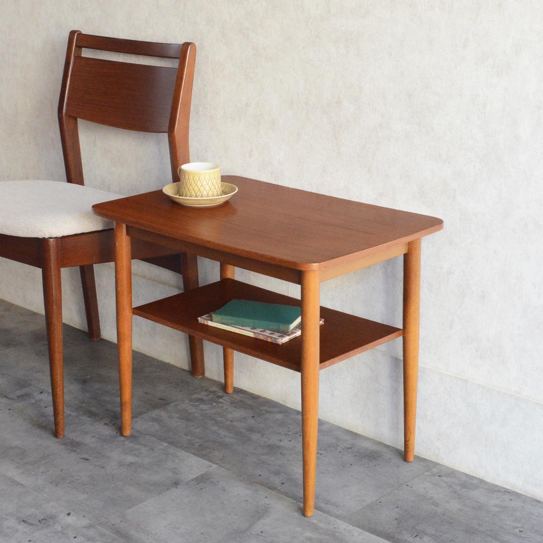 デンマーク 北欧ヴィンテージ チーク サイドテーブル 棚付き 北欧家具