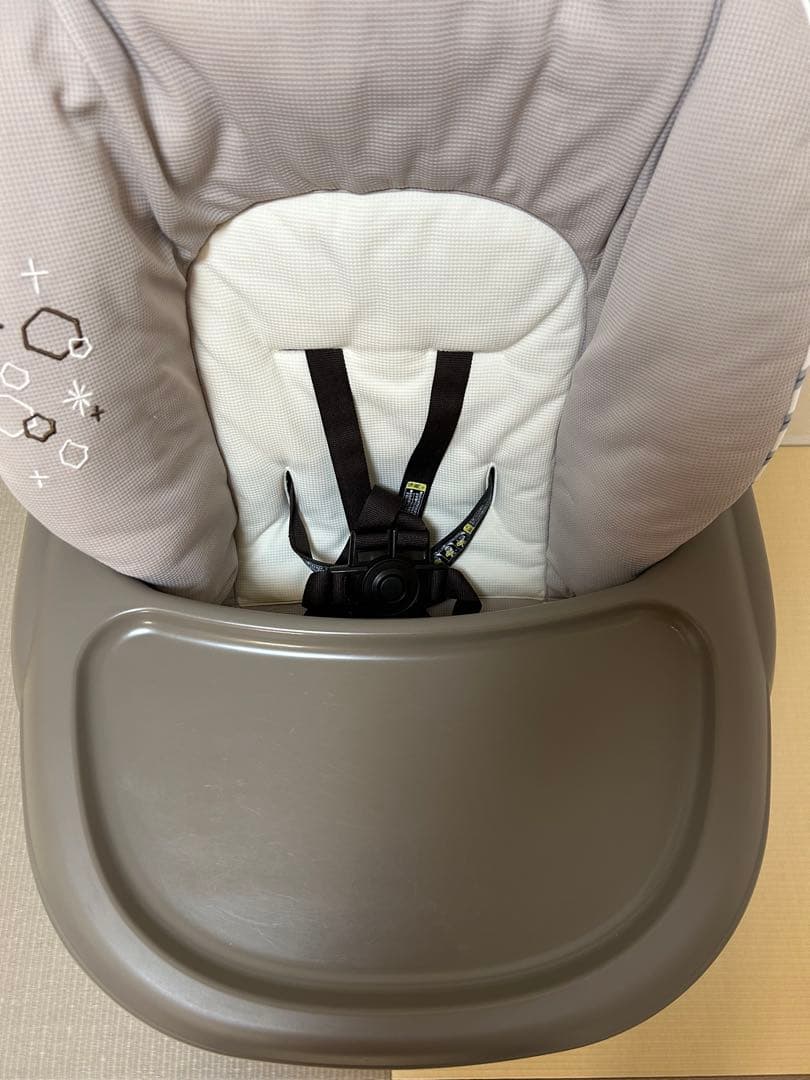 ✨美品✨コンビ✨ハイローチェア✨ネムリラ✨ベージュ✨当日翌日発送対応✨