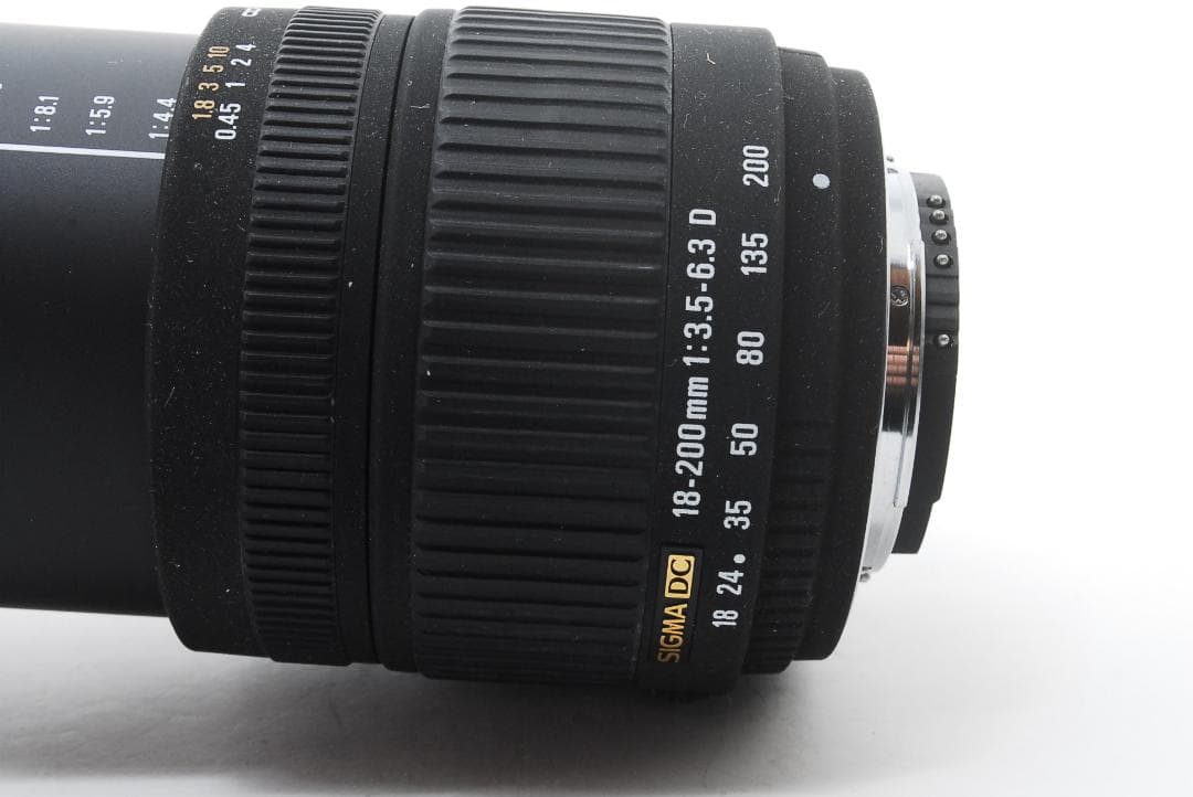 Nikon D200＋18-200mm 高倍率ズーム 三脚付