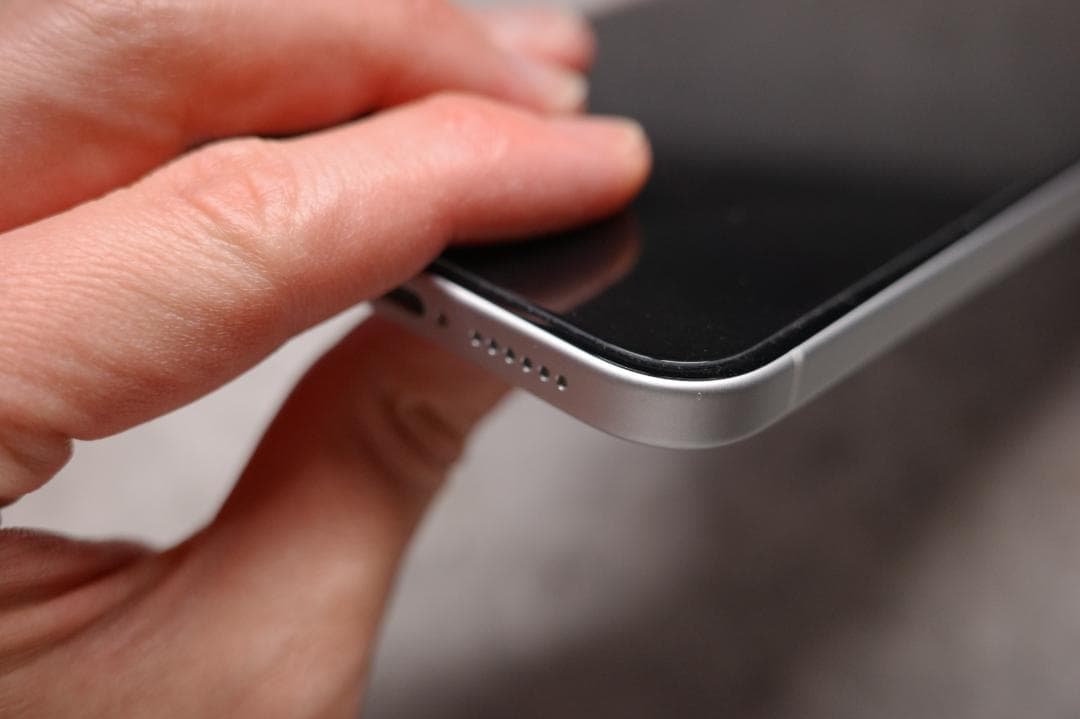 iPhone 15 Plus 128GB ブルー SIMフリー 中古