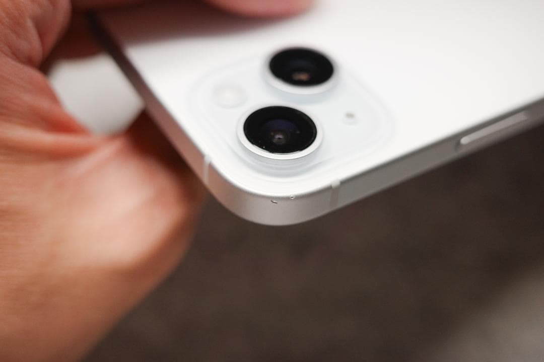 iPhone 15 Plus 128GB ブルー SIMフリー 中古